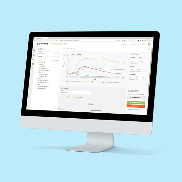 Ein Computermonitor, auf dem eine Forplaner-Kundenreferenz aus dem Portfolio der Krankikom GmbH präsentiert wird.